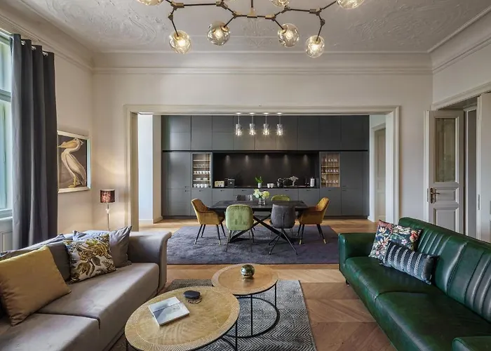 Mn6 Luxury By Adrez * Praga