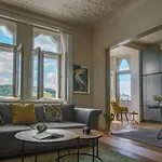 Mn6 Luxury By Adrez * Prague