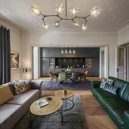 Mn6 Luxury By Adrez * Prag