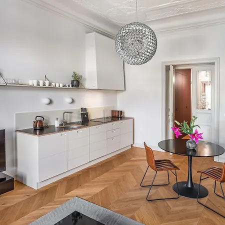 Mn6 Luxury By Adrez Prag